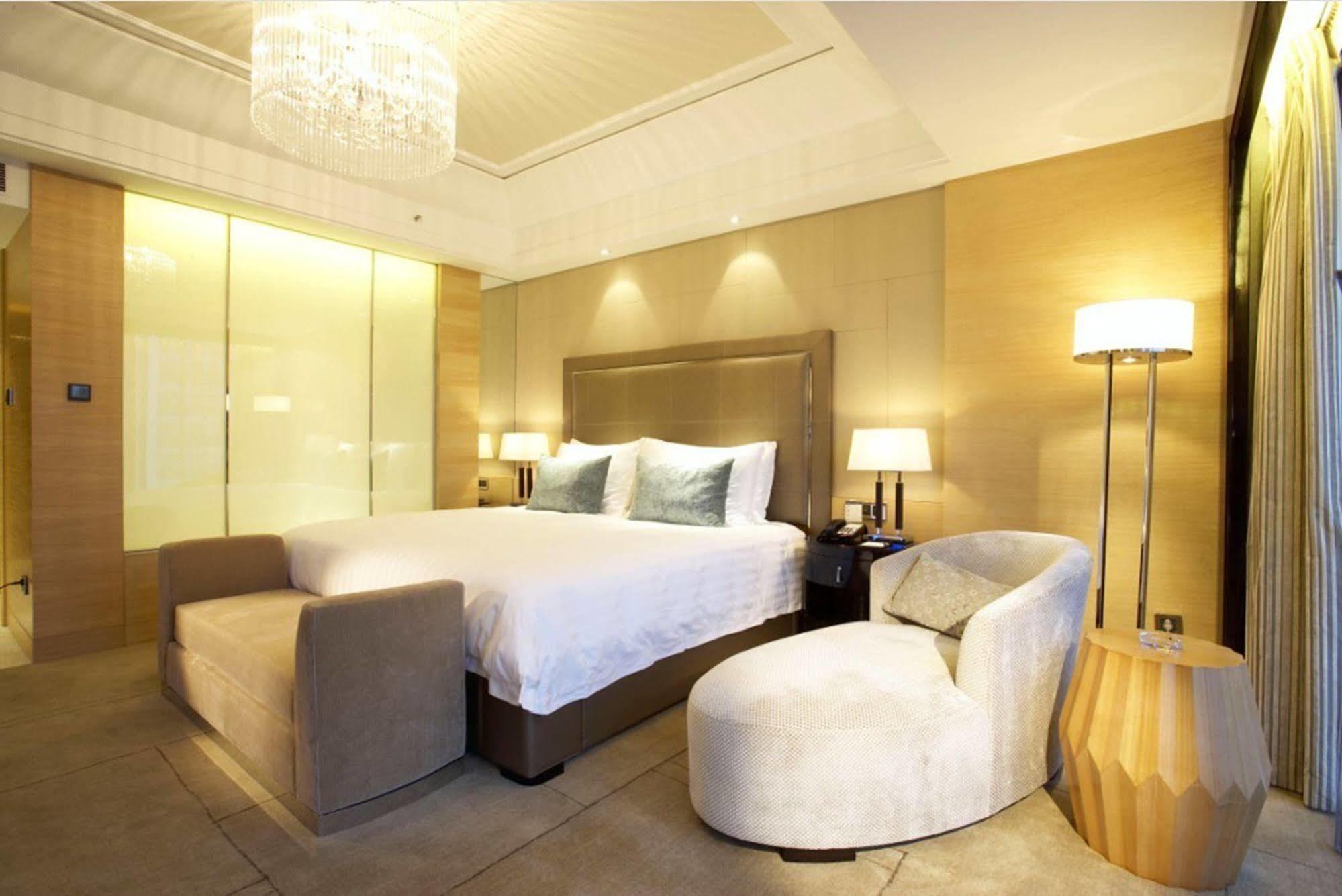 Wyndham Grand Plaza Royale Oriental Shanghai Exterior foto